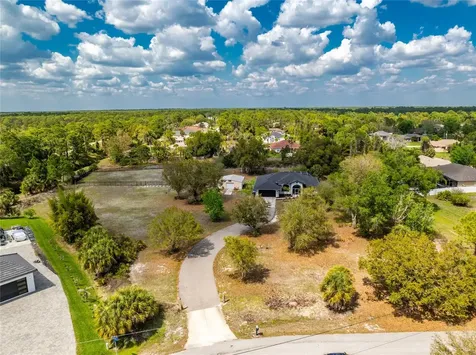 8444 Delong Avenue North Port FL 34291