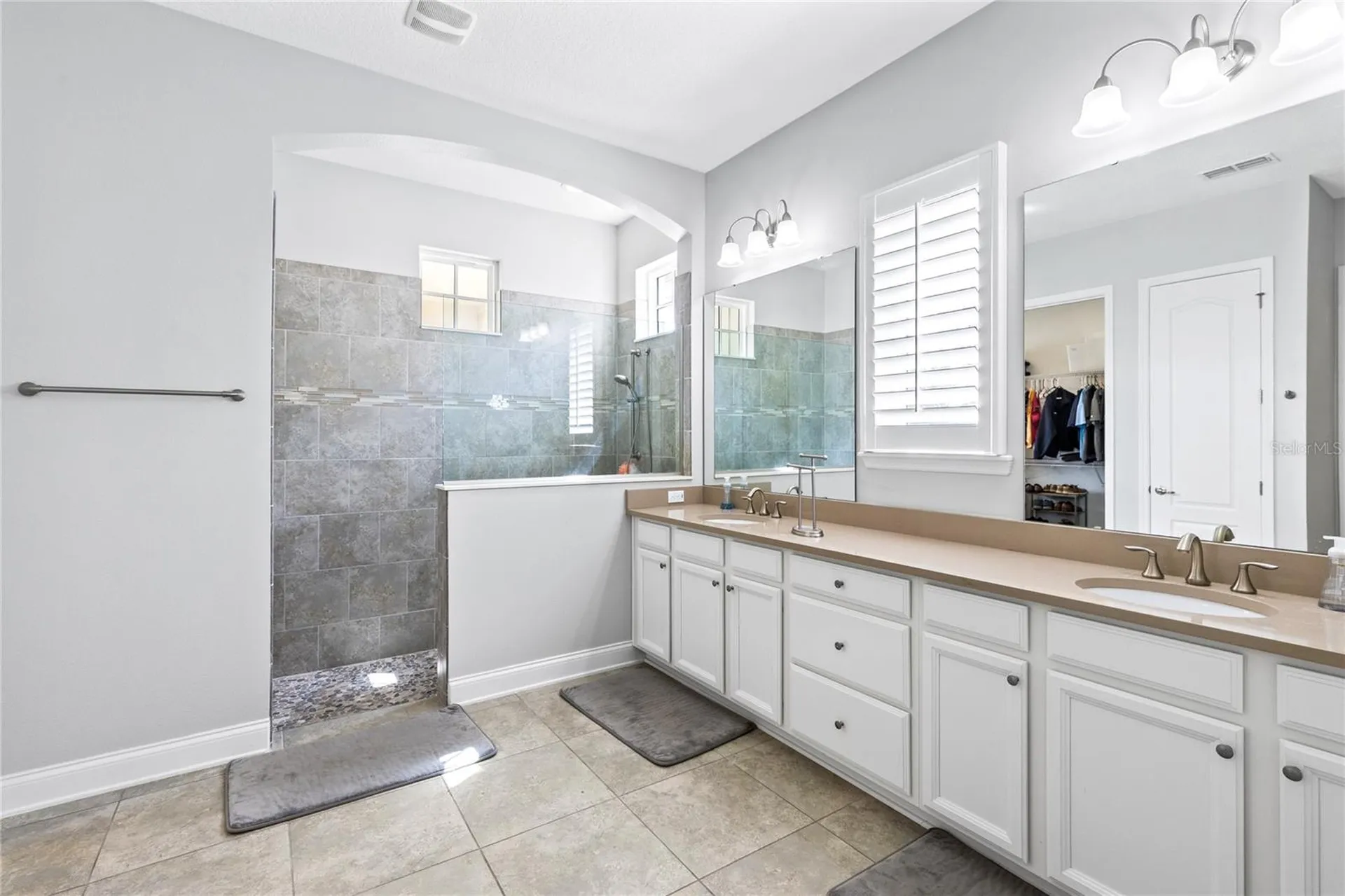 8539 Martinson Street Orlando FL 32827