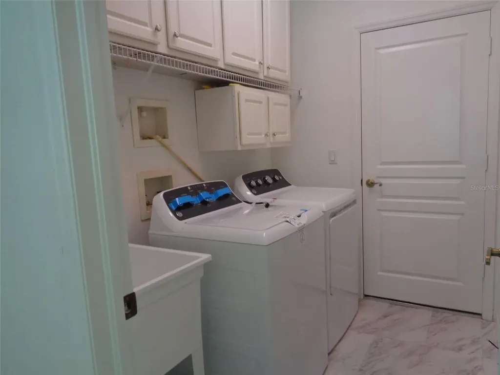 6102 Savoy Circle Lutz FL 33558