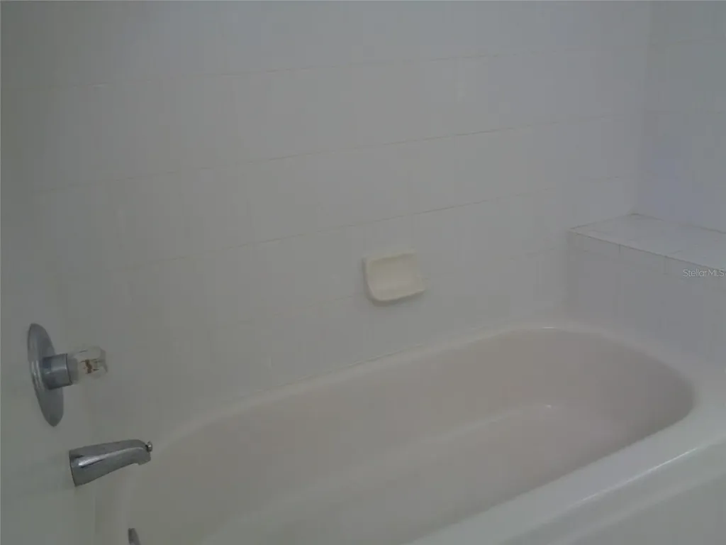 6102 Savoy Circle Lutz FL 33558