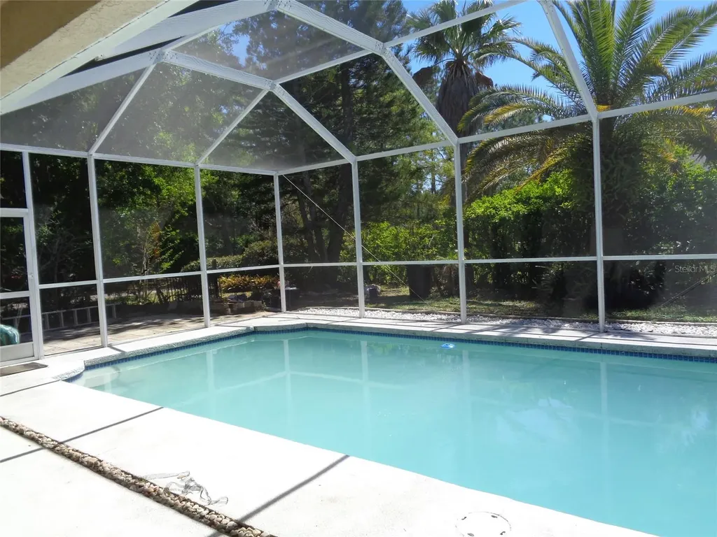 6102 Savoy Circle Lutz FL 33558