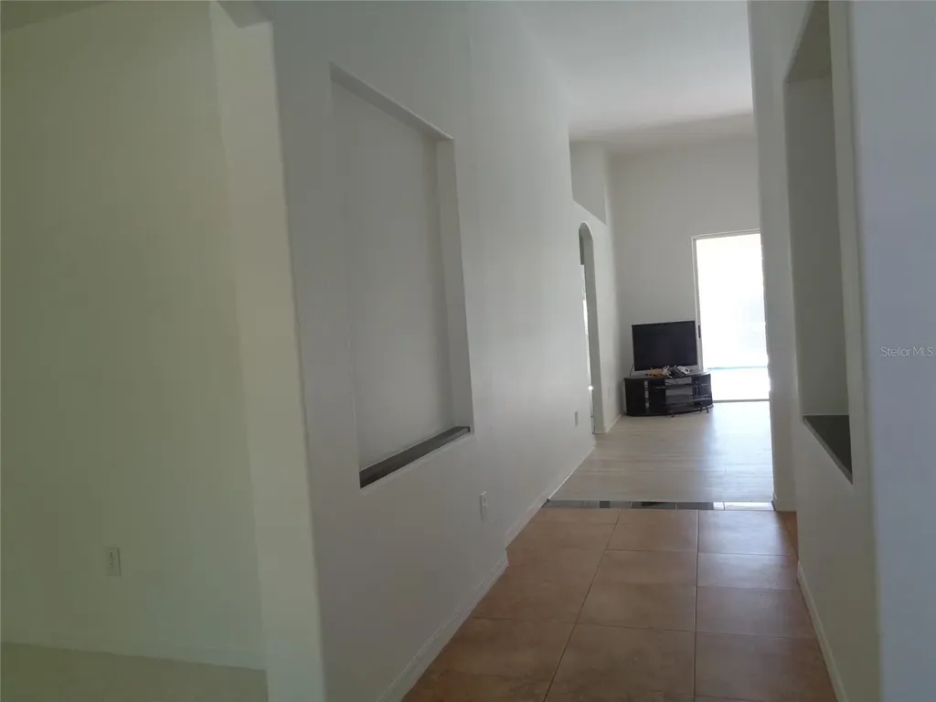 6102 Savoy Circle Lutz FL 33558