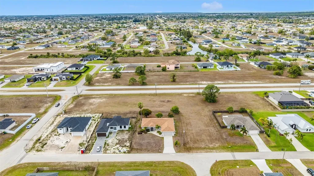 1308 NW 15th Place Cape Coral FL 33993