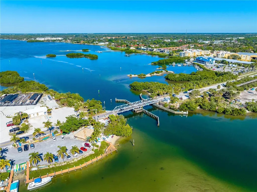 3929 Waypoint Avenue Osprey FL 34229