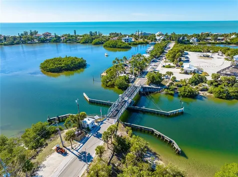 3929 Waypoint Avenue Osprey FL 34229