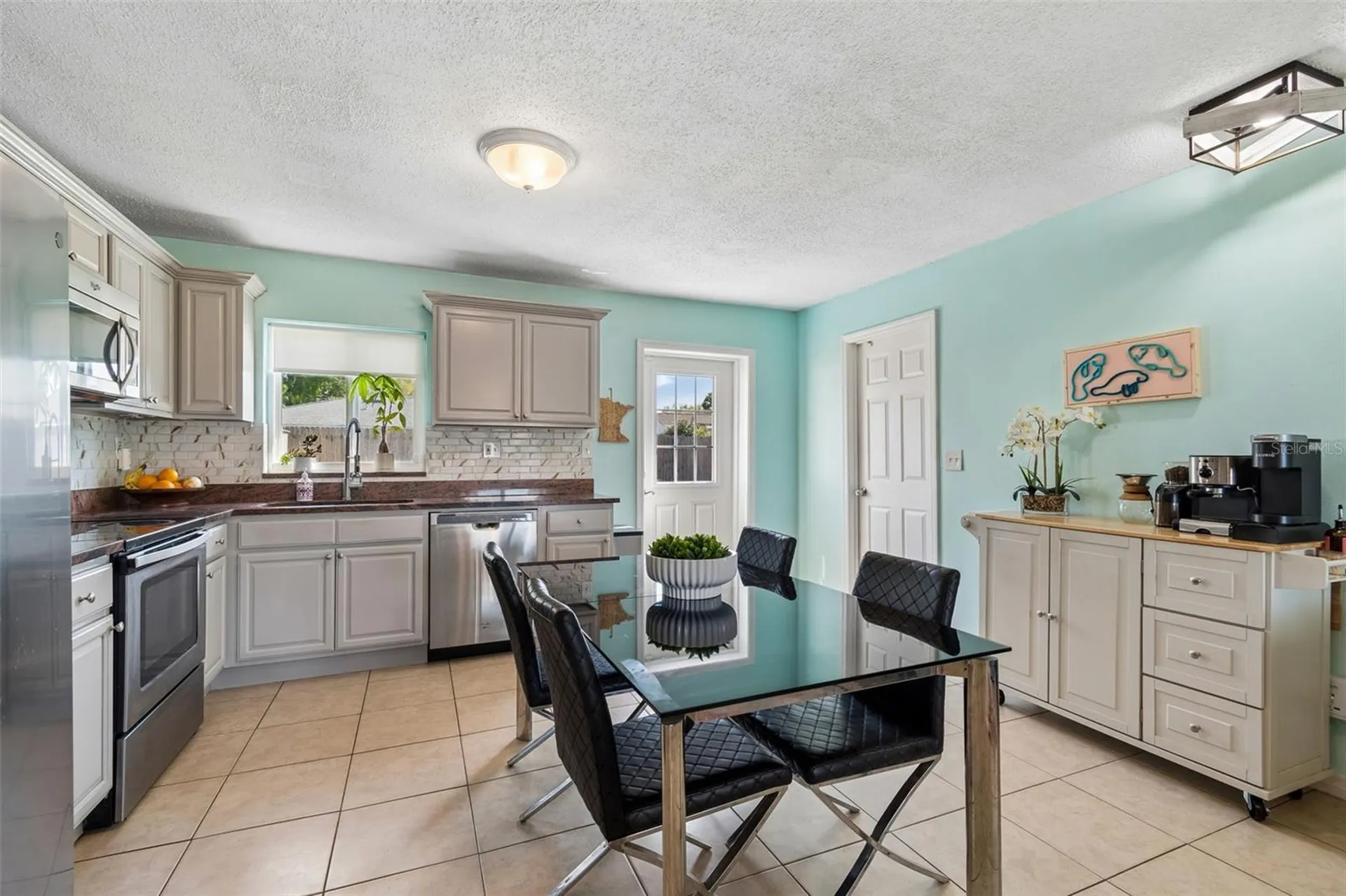 6882 62nd Avenue N Pinellas Park FL 33781