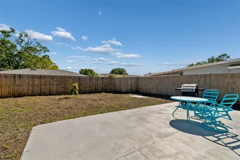 6882 62nd Avenue N Pinellas Park FL 33781