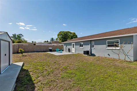 6882 62nd Avenue N Pinellas Park FL 33781