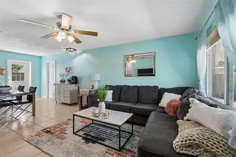 6882 62nd Avenue N Pinellas Park FL 33781