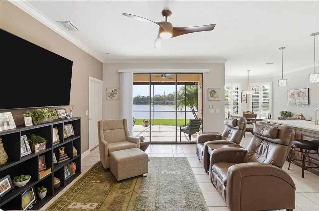 8205 Stirling Falls Circle Sarasota FL 34243