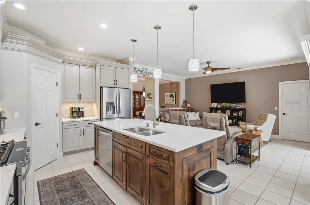 8205 Stirling Falls Circle Sarasota FL 34243