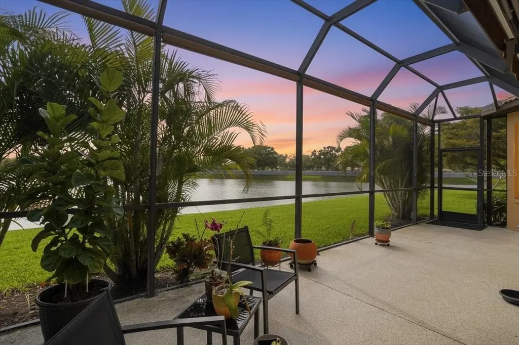 8205 Stirling Falls Circle Sarasota FL 34243
