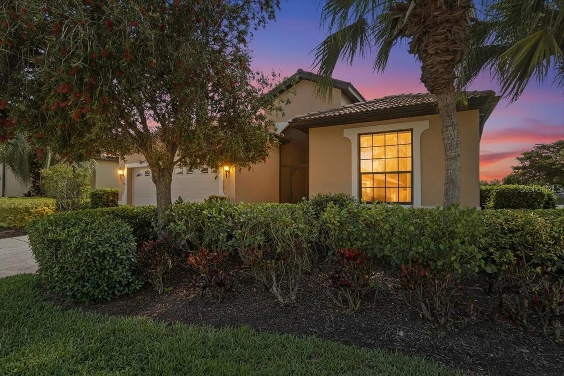 8205 Stirling Falls Circle Sarasota FL 34243