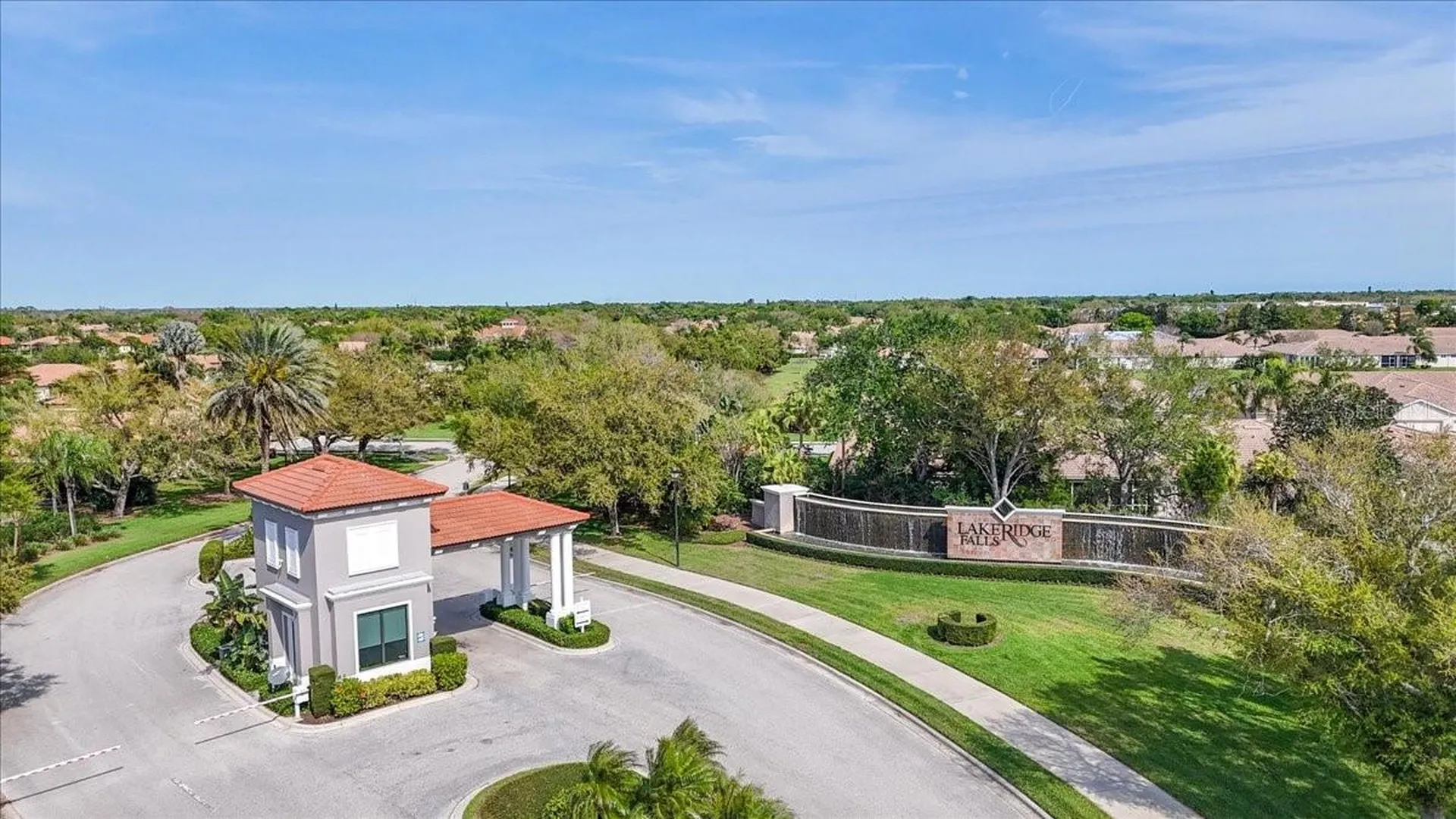 8205 Stirling Falls Circle Sarasota FL 34243