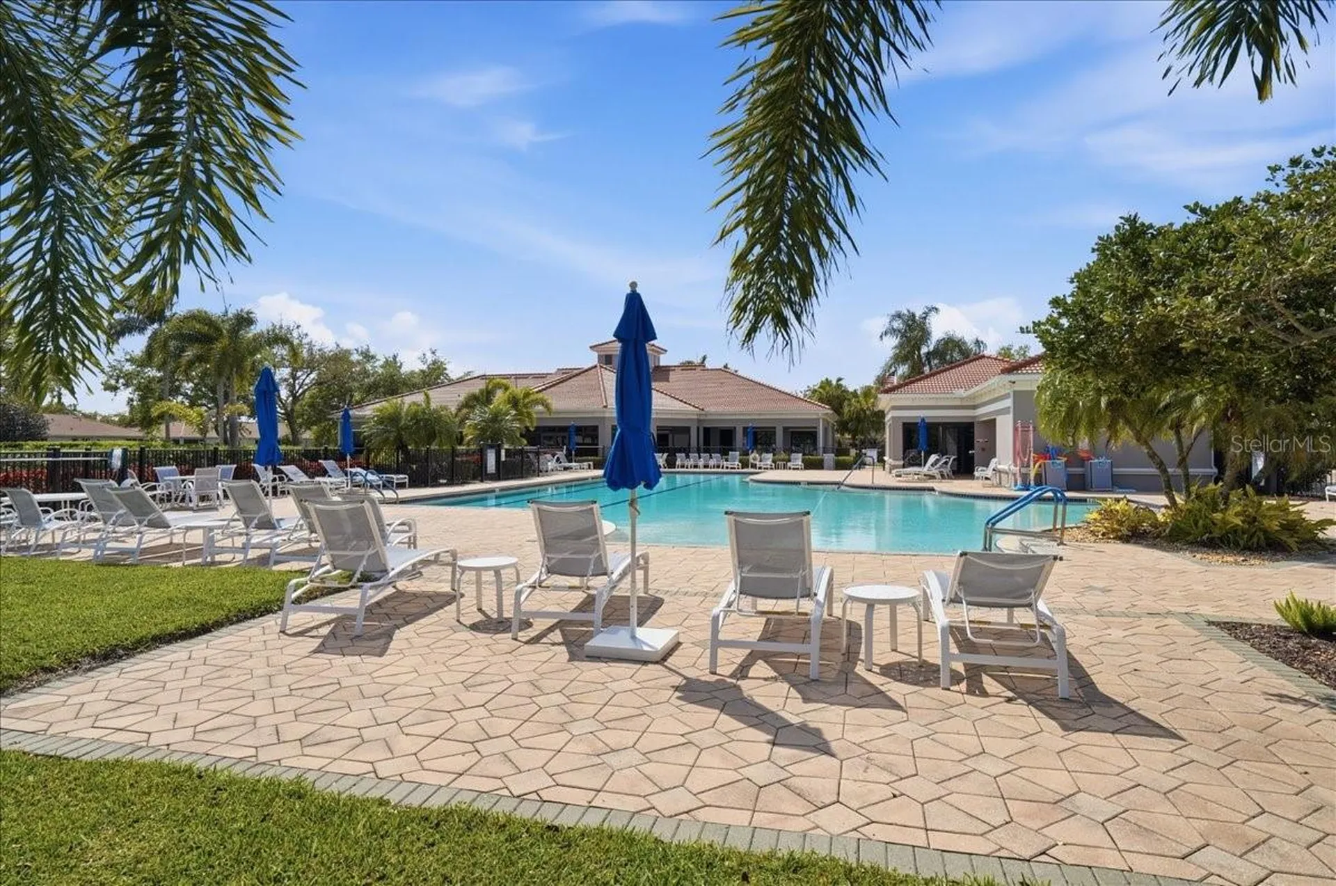 8205 Stirling Falls Circle Sarasota FL 34243