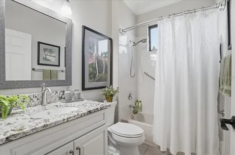 8205 Stirling Falls Circle Sarasota FL 34243