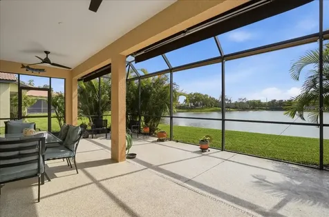 8205 Stirling Falls Circle Sarasota FL 34243