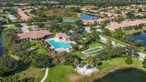 8205 Stirling Falls Circle Sarasota FL 34243
