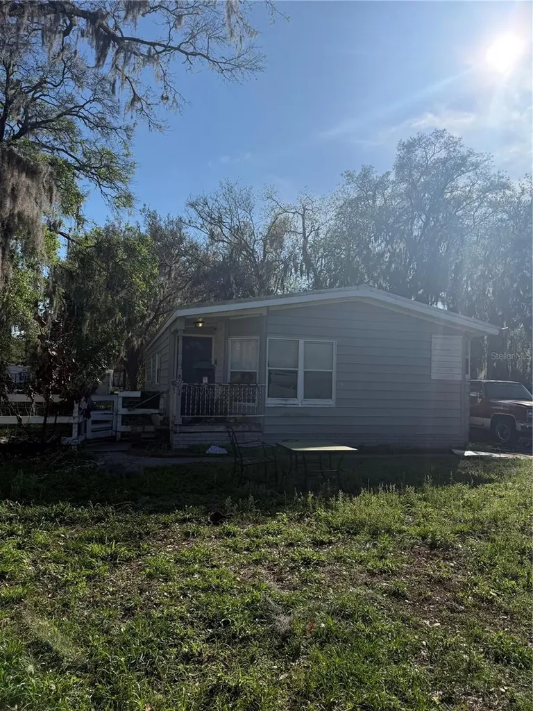 8602 Treasure Island Road Leesburg FL 34788