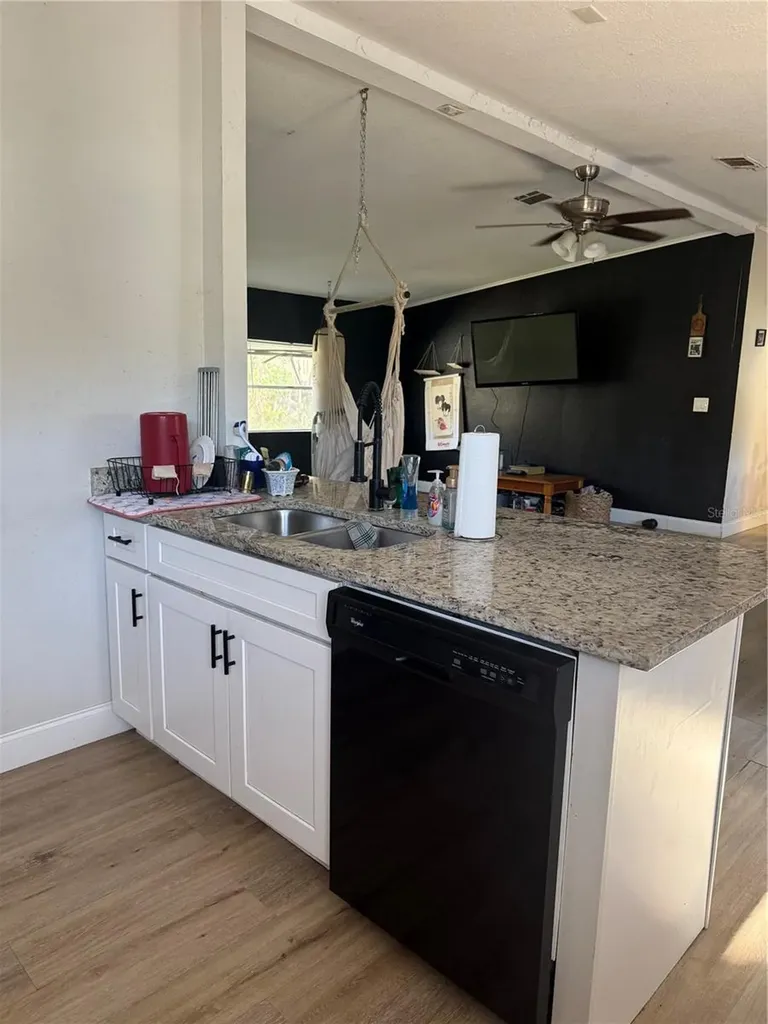8602 Treasure Island Road Leesburg FL 34788