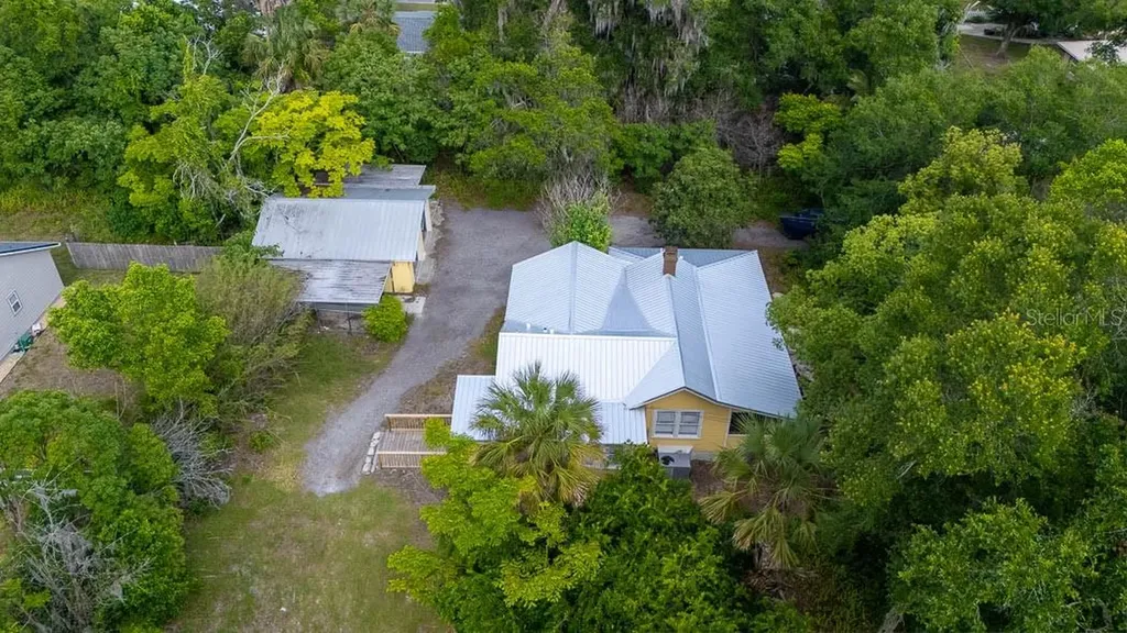 735 Montreville Avenue Deland FL 32724