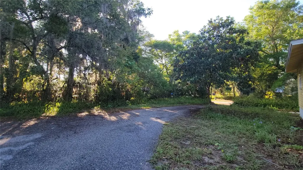735 Montreville Avenue Deland FL 32724