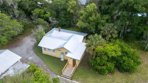 735 Montreville Avenue Deland FL 32724