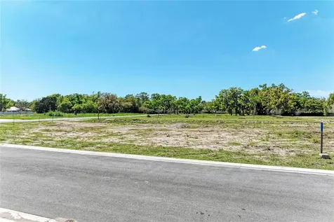 6610 Lyla Lane Sarasota FL 34241