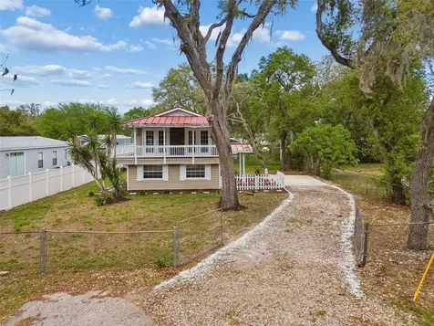 11945 Wanda Avenue New Port Richey FL 34654