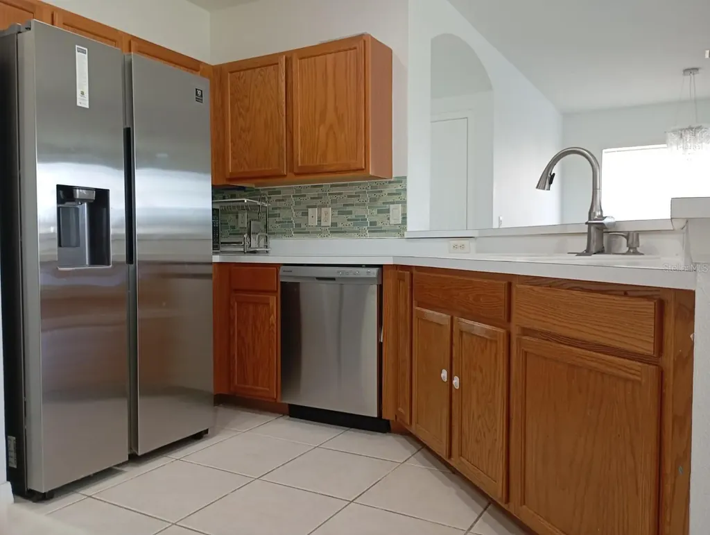 7951 Carriage Pointe Drive Gibsonton FL 33534