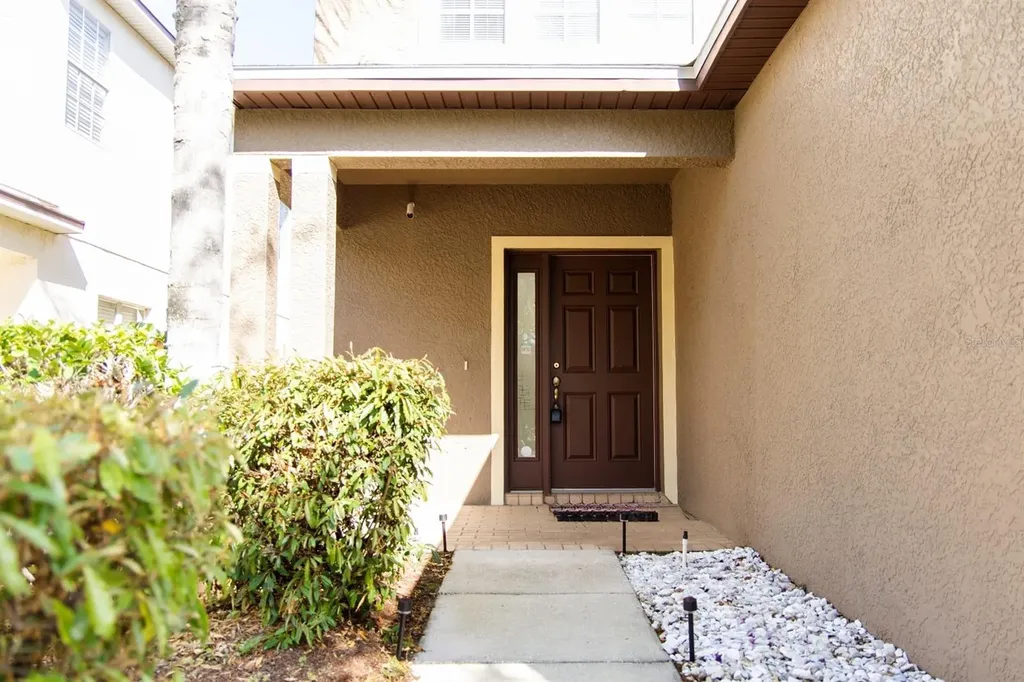 7951 Carriage Pointe Drive Gibsonton FL 33534