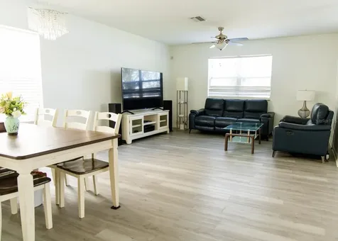 7951 Carriage Pointe Drive Gibsonton FL 33534
