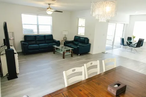 7951 Carriage Pointe Drive Gibsonton FL 33534