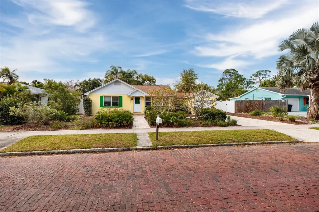 4804 29th Avenue S Gulfport FL 33711