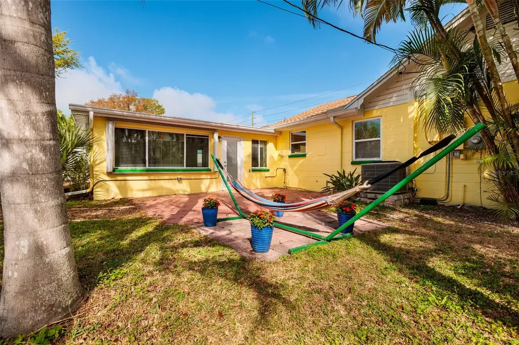 4804 29th Avenue S Gulfport FL 33711