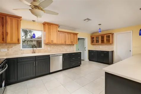 4804 29th Avenue S Gulfport FL 33711