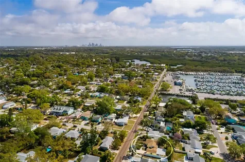 4804 29th Avenue S Gulfport FL 33711