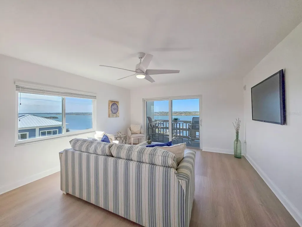 3606 S Peninsula Drive Port Orange FL 32127