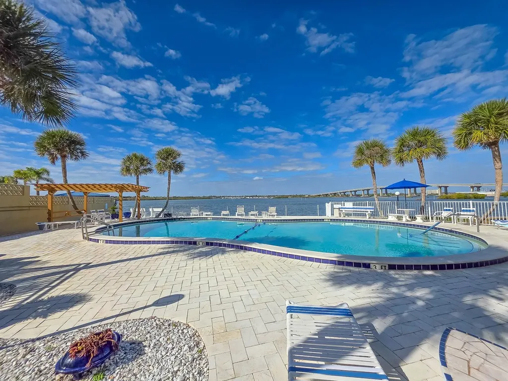 3606 S Peninsula Drive Port Orange FL 32127