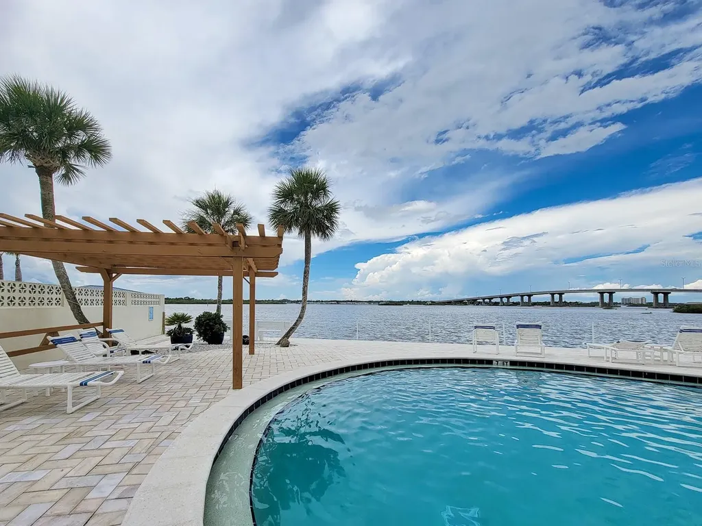 3606 S Peninsula Drive Port Orange FL 32127