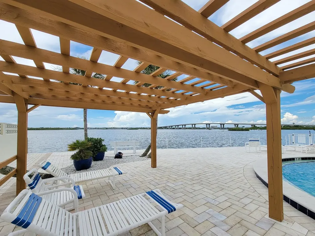 3606 S Peninsula Drive Port Orange FL 32127
