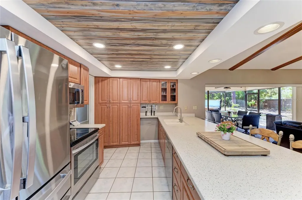 108 70th Street NW Bradenton FL 34209