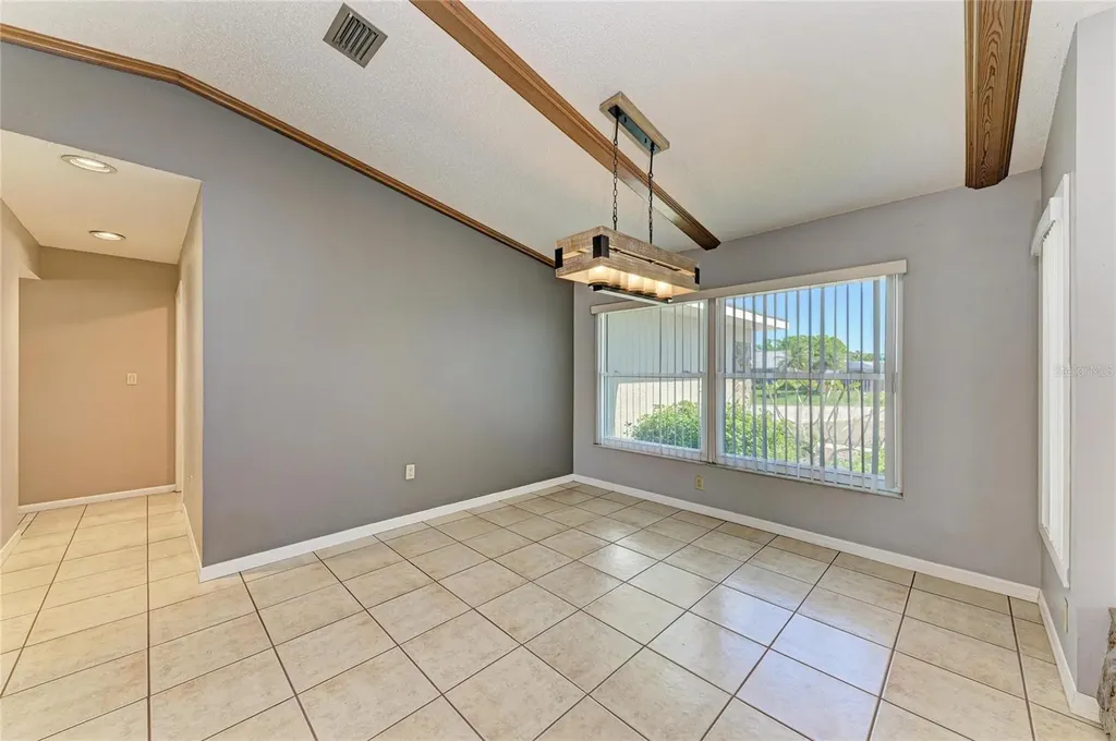 108 70th Street NW Bradenton FL 34209