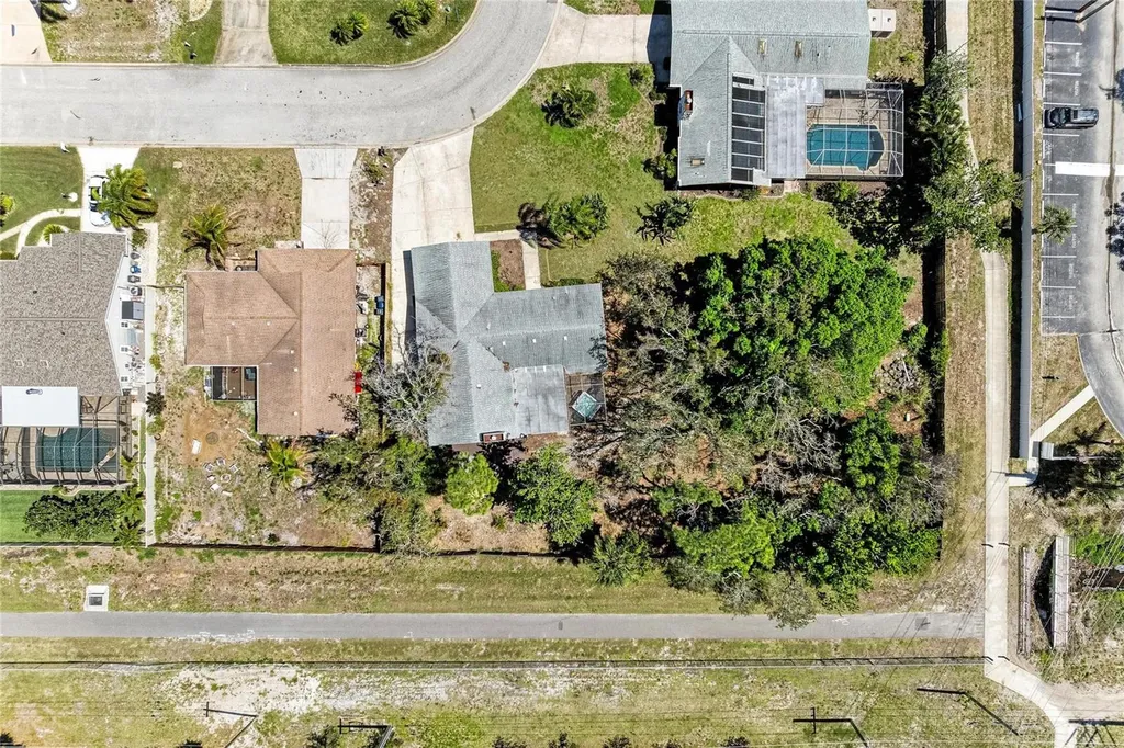 108 70th Street NW Bradenton FL 34209