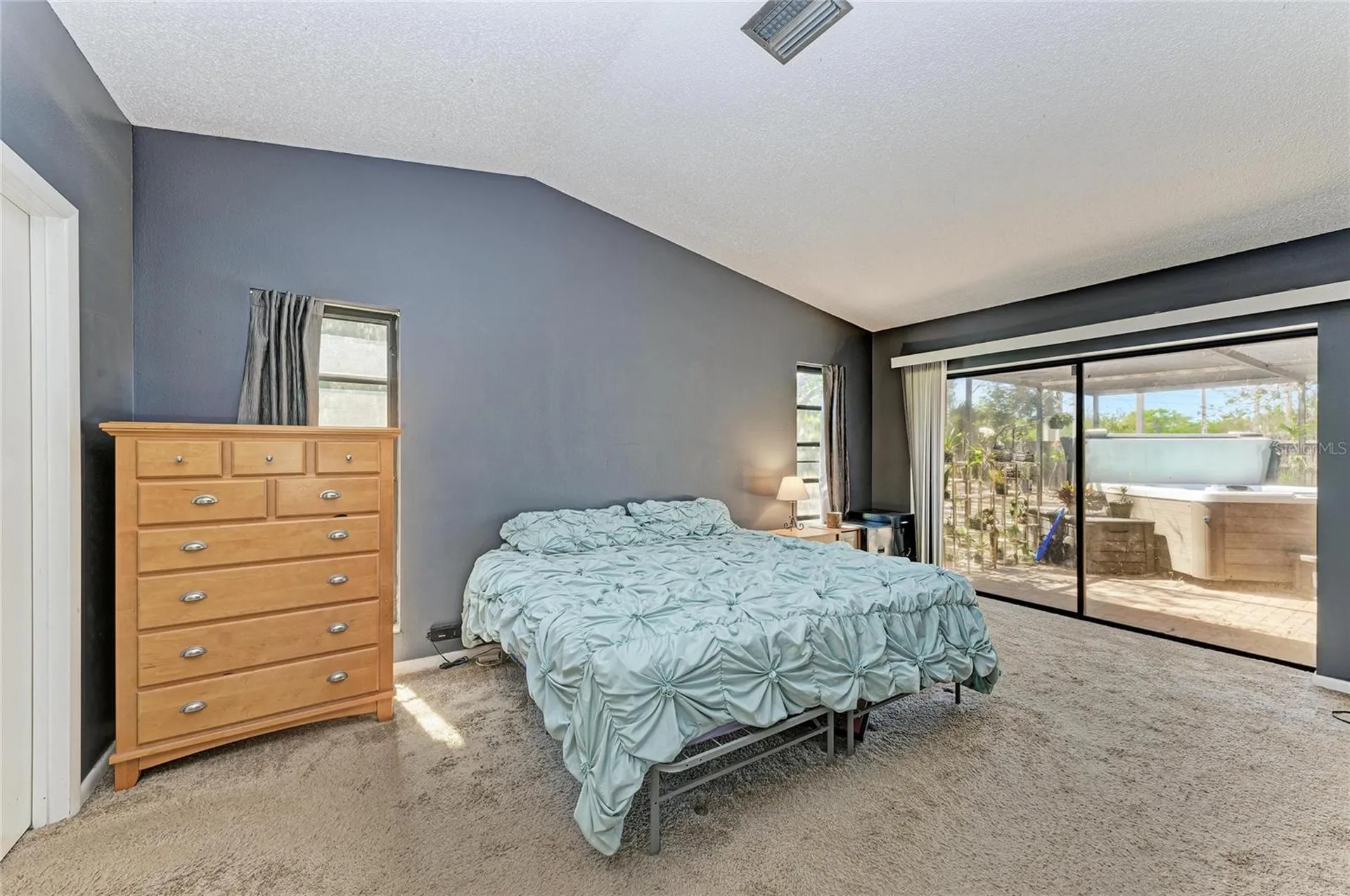 108 70th Street NW Bradenton FL 34209