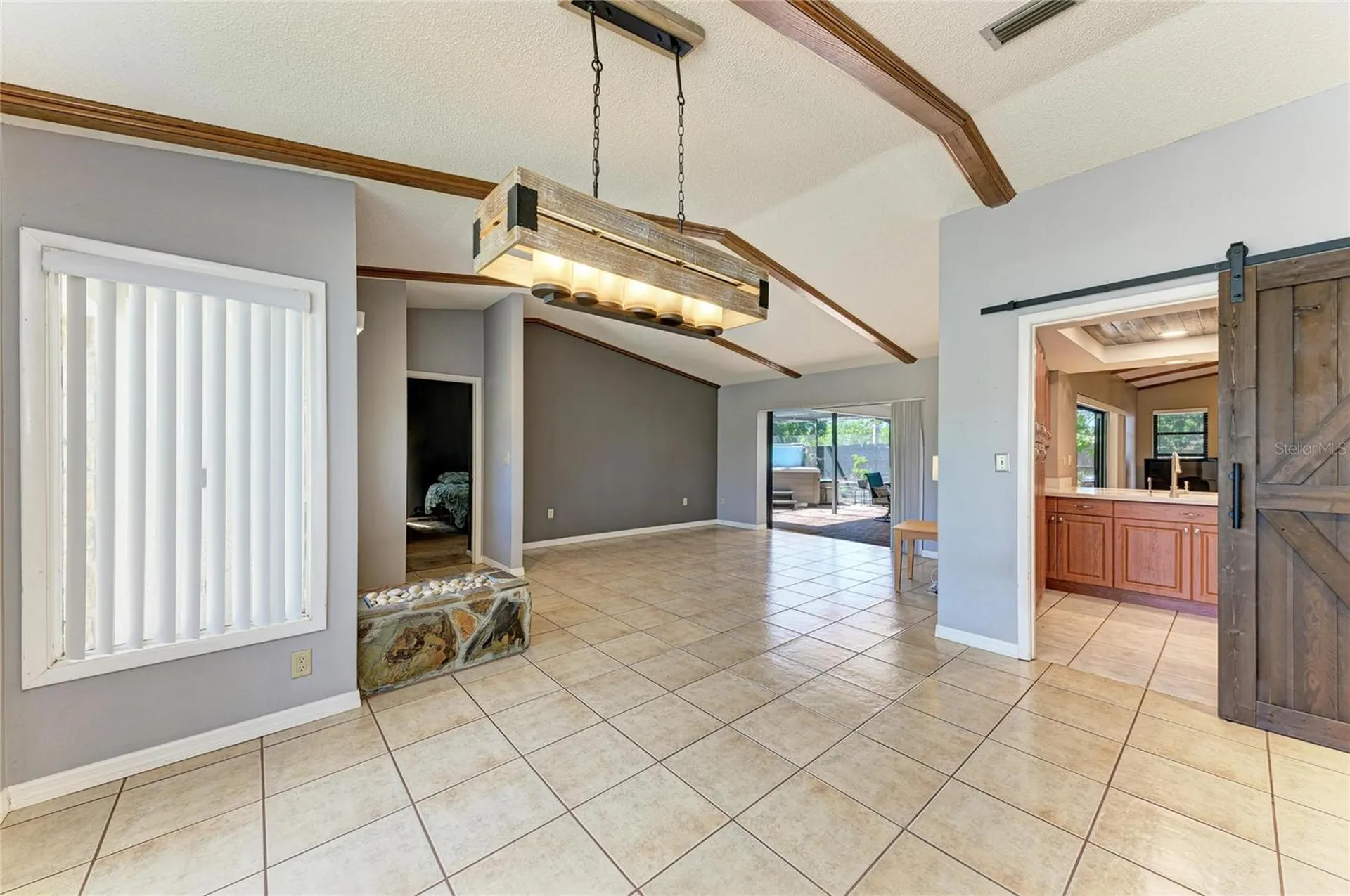 108 70th Street NW Bradenton FL 34209