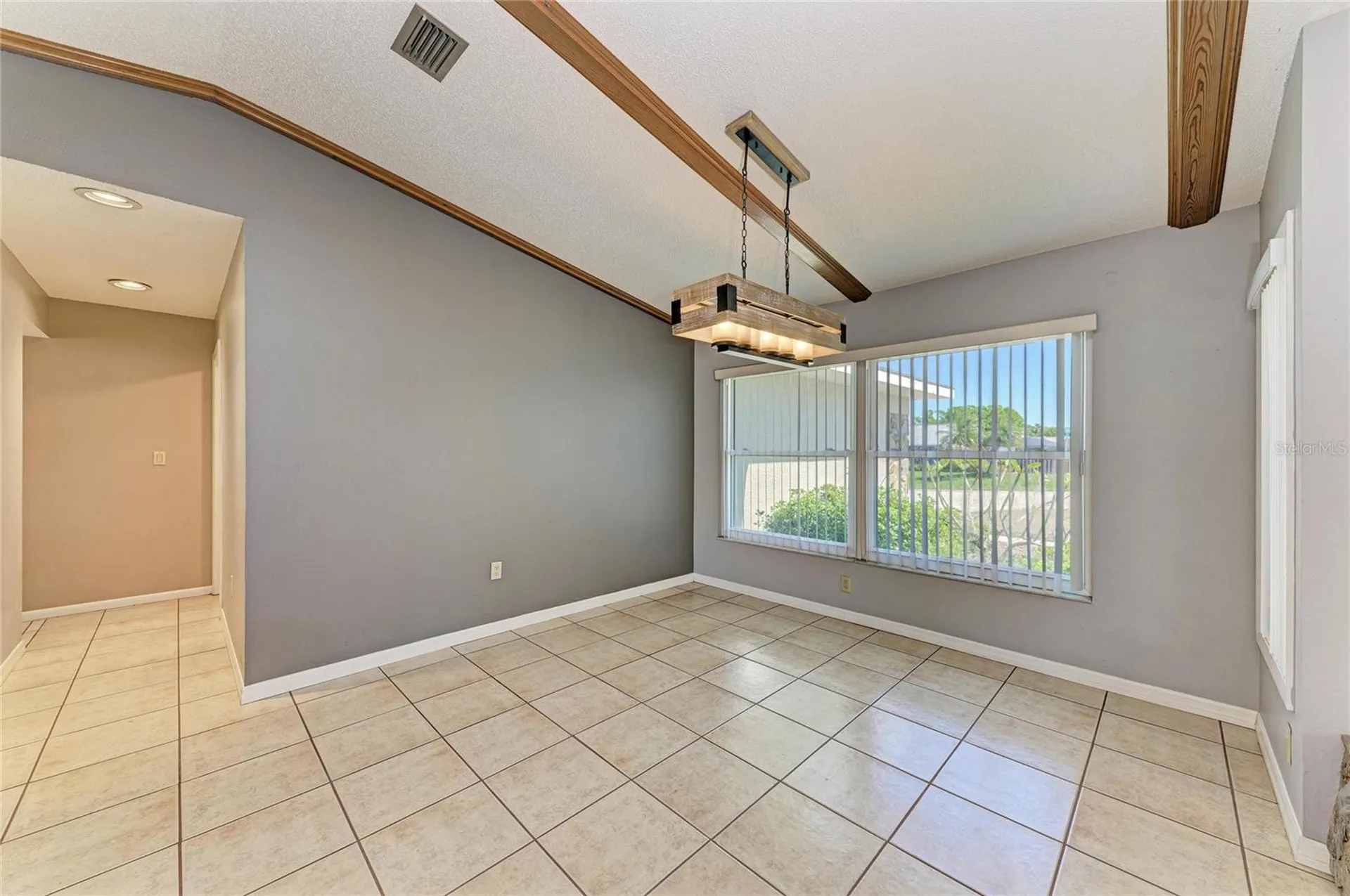 108 70th Street NW Bradenton FL 34209