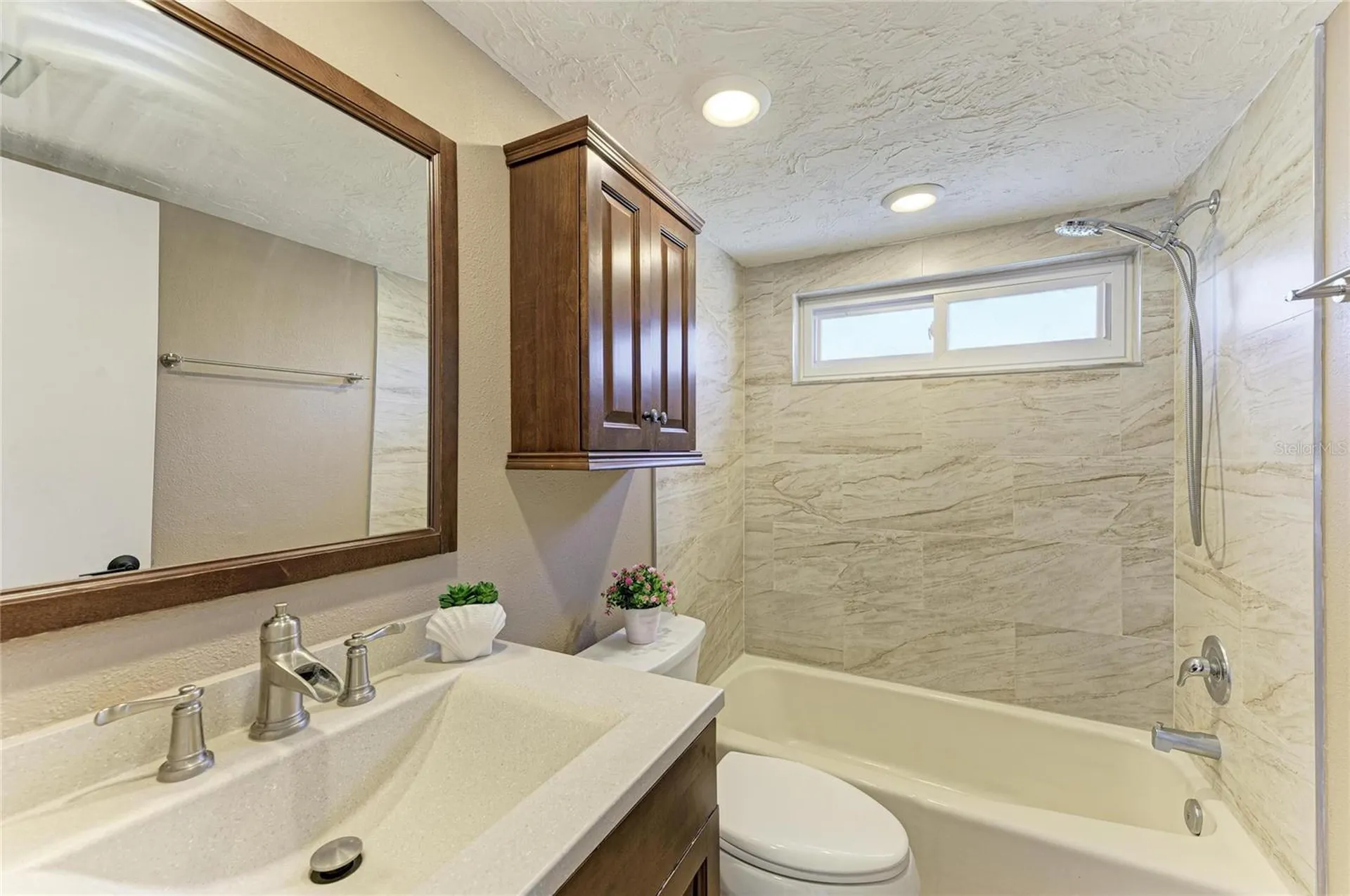108 70th Street NW Bradenton FL 34209
