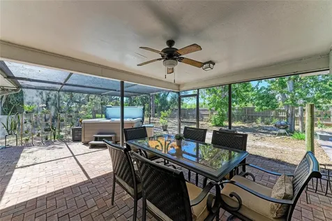 108 70th Street NW Bradenton FL 34209