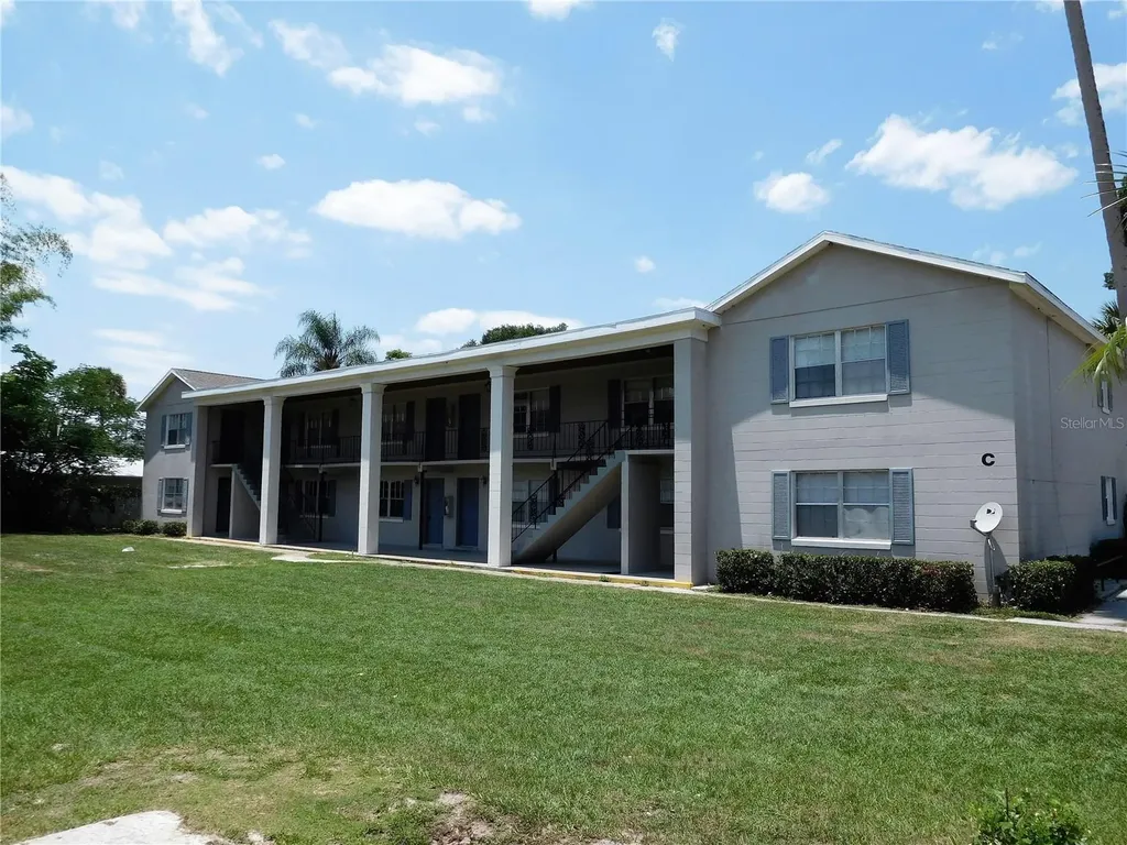 302 S Spring Garden Avenue Deland FL 32720